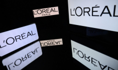 ( AFP / LIONEL BONAVENTURE )