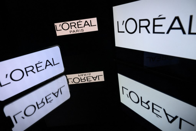 ( AFP / LIONEL BONAVENTURE )