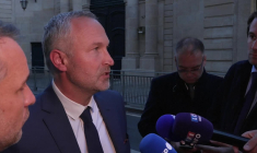 Le groupe Liot reçu par Lecornu à Matignon