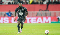 Une banderole hostile à Seko Fofana aperçue durant Lens-Toulouse