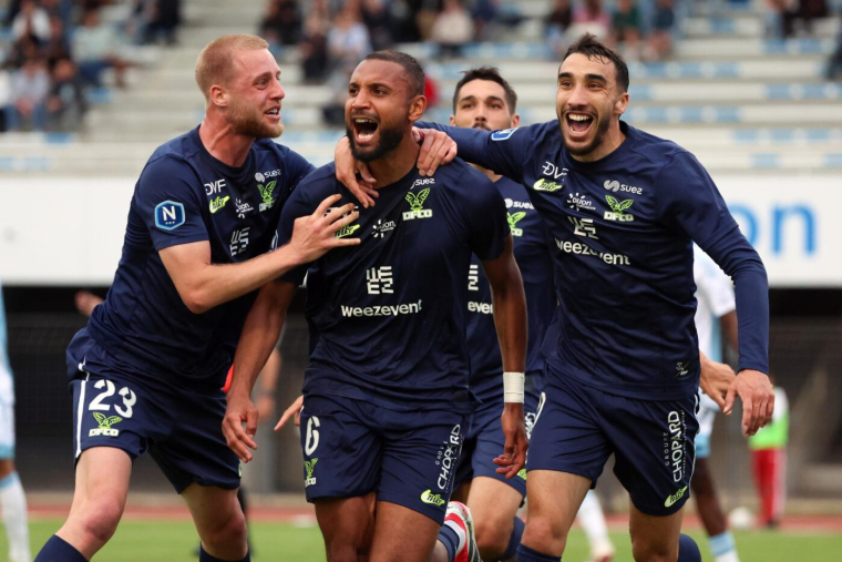 Dijon retrouve la Ligue 1, Saint-Brieuc le National 2