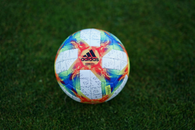 Un jeune footballeur chinois décède à la suite d’un choc au crâne à l’entraînement