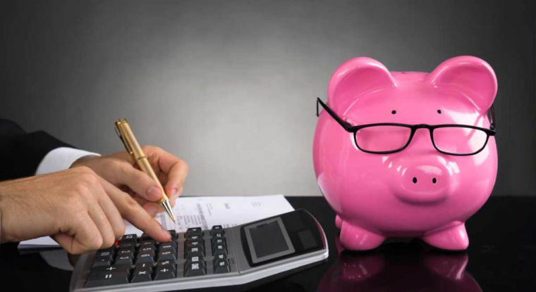 Est-il possible de tirer un avantage fiscal sur les moins-values de votre PEA. (© 123.rf)