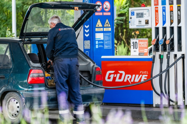 La station-service Gazprom à Belgrade le 9 octobre 2025. ( AFP / Andrej ISAKOVIC )