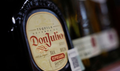 Une bouteille de Don Julio, tequila de Diageo
