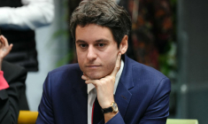 Gabriel Attal à Paris le 27 février 2024.  ( AFP / DIMITAR DILKOFF )