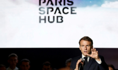 Le président français Emmanuel Macron s'exprime le 20 juin 2025 au salon de l'aéronautique du Bourget, près de Paris ( POOL / Benoit Tessier )