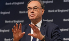Le gouverneur de la Banque d'Angleterre, Andrew Bailey, lors d'une conférence de presse présentant le rapport semestriel du Comité de politique financière (FPC) de la banque centrale, le 2 décembre 2025 ( POOL / Yui Mok )