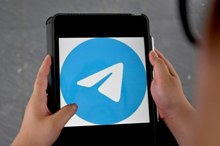 Logo de l'application Telegram sur un Ipad à Hanoi, au Vietnam, le 23 mai 2025. ( AFP / Nhac NGUYEN )