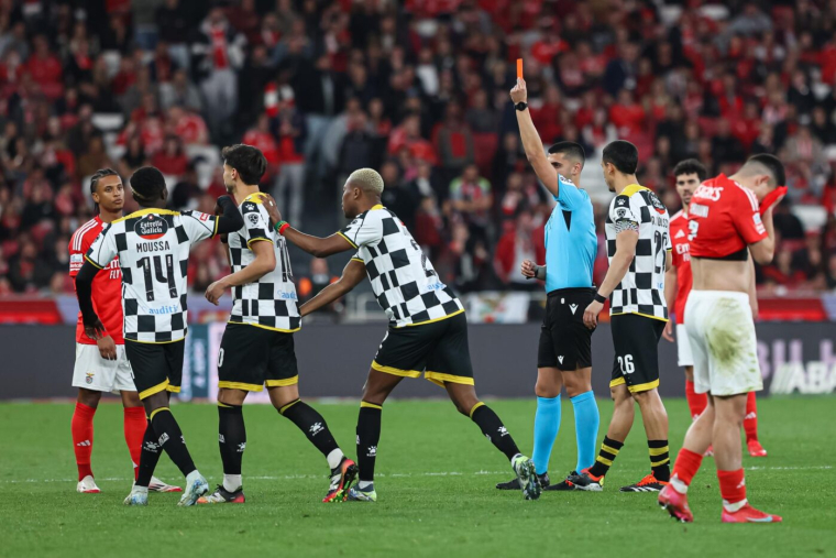 Coup double pour Gérard Lopez