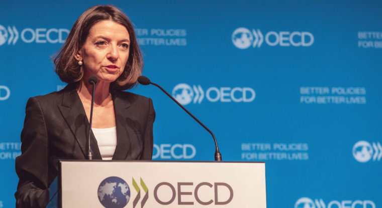 La chef économiste Laurence Boone, vient de délivrer un message : l'annonce de vaccins et des réponses économiques puissantes donnent des raisons d'être optimistes. (© OCDE/V. Tonelli)