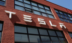 TESLA, PORTÉ PAR LA DEMANDE CHINOISE, BAT LES ATTENTES DE WALL STREET AU T1