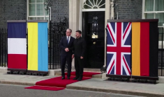 Zelensky accueilli par Starmer à Downing Street