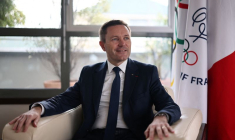 David Lappartient, président du Comité olympique français et de l'Union cycliste internationale, pose à Paris
