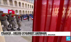 Hommage à Hubert Germain : Le cercueil du dernier Compagnon de la Libération arrive aux Invalides