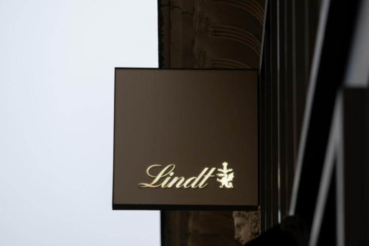 Enseigne du chocolatier suisse Lindt, à Paris le 14 décembre 2025. ( AFP / Anna KURTH )