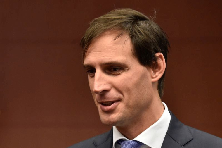 L'AVENIR D'AIR FRANCE-KLM EST MENACÉ SI LA COMPAGNIE NE RÉDUIT PAS SES COÛTS, SELON UN MINISTRE NÉERLANDAIS