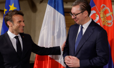 Emmanuel Macron et Aleksandar Vucic, à Munich, le 17 février 2023 ( AFP / ODD ANDERSEN )