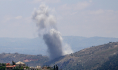 Une frappe aérienne israélienne sur le village de Yohmor, dans le sud du Liban, le 26 mai 2026 ( AFP / - )