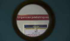 Un bébé de 18 mois est mort après après avoir été retrouvé en état d'hyperthermie mardi dans une voiture stationnée sur le campus universitaire d'un grand hôpital de Marseille ( AFP / Sebastien SALOM-GOMIS )