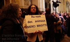 Paris: hommage à Brigitte Bardot à l'église Saint-Roch