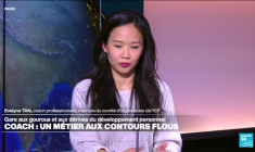 Sortie du film Gourou : faut-il se méfier des coachs?