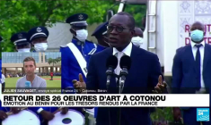 Restitution des 26 oeuvres d'art : émotion au Bénin pour les trésors rendus par la France
