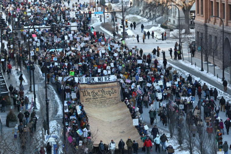 Manifestation contre la police de l'immigration (ICE) à Minneapolis, le 30 janvier 2026 dans le Minnesota ( AFP / Charly TRIBALLEAU )