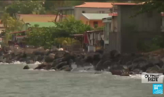 Aux Antilles et en Guyane, des communes se préparent à l'érosion des côtes