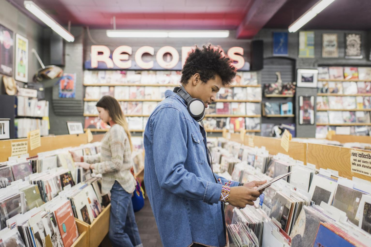 Les prix des vinyles risquent d’augmenter dans les prochains mois crédit photo : Getty images