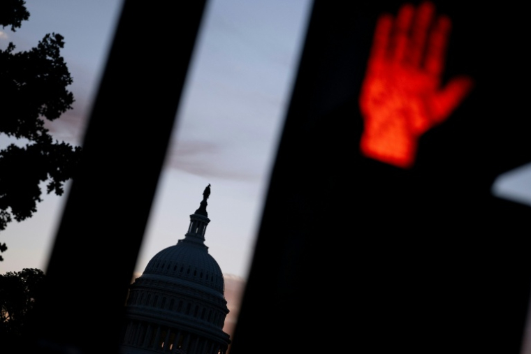 Le dôme du Capitole de Washington, siège du Congrès américain, au premier jour d'une paralysie budgétaire - un "shutdown" - le 1er octobre 2025 ( AFP / Brendan Smialowski )