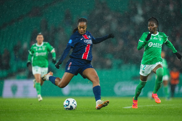 Le PSG (F) retrouve le succès à Geoffroy-Guichard