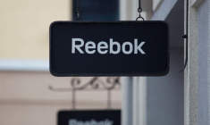 ADIDAS VA VENDRE REEBOK À AUTHENTIC BRANDS POUR JUSQU'À 2,1 MILLIARDS D'EUROS