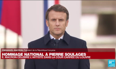 REPLAY - Hommage national à Pierre Soulages : Emmanuel Macron célèbre l'artiste dans la cour carrée du Louvre