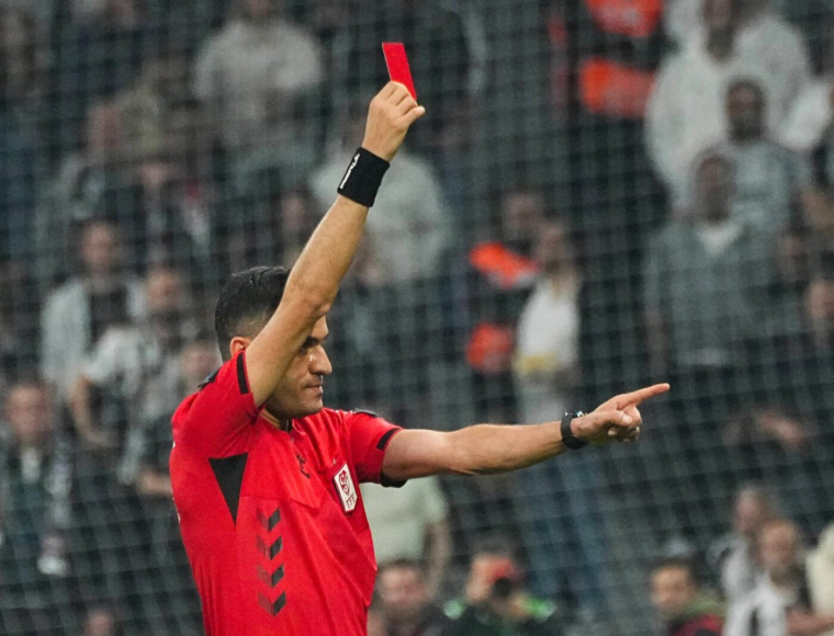 Turquie : Des arbitres placés en garde à vue dans le cadre d’une affaire de matchs truqués