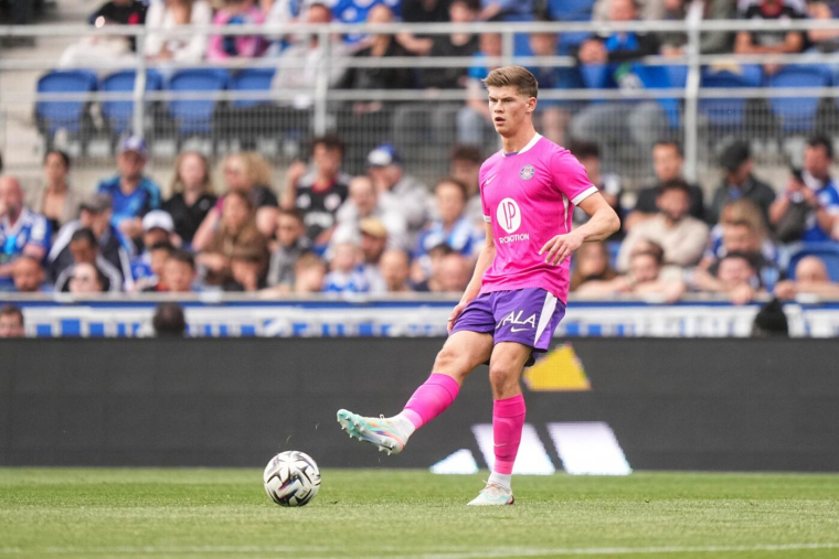 Charlie Cresswell reste en Ligue 1 contre au moins 25 millions d'euros