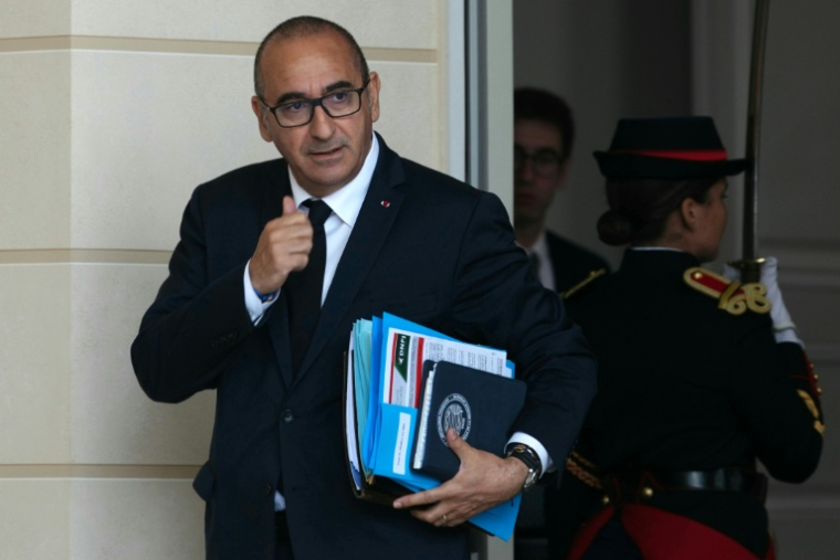 Le ministre de l'Intérieur Laurent Nuñez quitte l'Elysée après le conseil des ministres, le 22 juillet 2026 à Paris ( AFP / Dimitar DILKOFF )