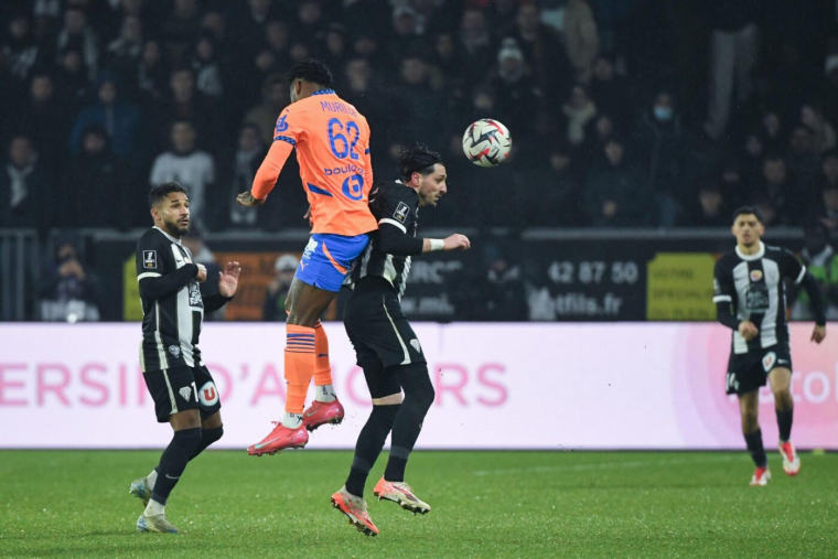 La colère de Florent Hanin sur l'ambiance du stade Raymond-Kopa