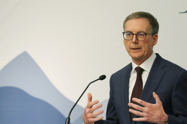 Le gouverneur de la Banque du Canada, Tiff Macklem, lors d'un discours de clôture de la réunion des ministres des Finances et des gouverneurs des banques centrales du G7 à Banff, en Alberta, au Canada, le 22 mai 2025 ( AFP / Dave Chidley )