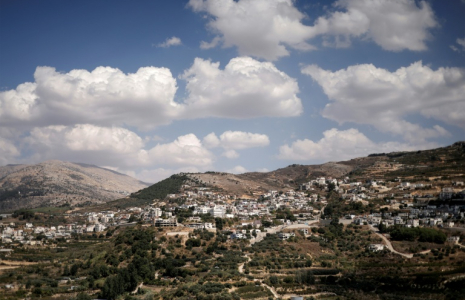 Le village druze d'Ein Qiniye sur le plateau du Golan annexé par Israël, le 4 octobre 2026 ( AFP / Jalaa MAREY )