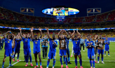 Les joueurs de Curaçao adoubés par un roi