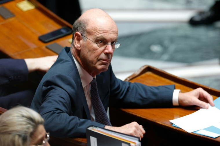 Le ministre de l'Economie Eric Lombard à l'Assemblée nationale, le 10 juin 2025 à Paris ( AFP / GEOFFROY VAN DER HASSELT )