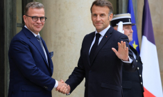 Alexander Stubb et Emmanuel Macron à Paris, le 3 juin 2026. ( AFP / LUDOVIC MARIN )