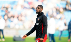 Kevin Danso encore coincé