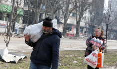 DES PHOTOS MONTRENT DES ATTAQUES RUSSES CONTRE DES STOCKS DE CÉRÉALES EN UKRAINE