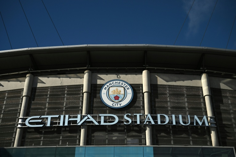 La façade de l'Etihad Stadium, antre du club de Manchester City,   le 30 septembre 2026 à Manchester ( AFP / Oli SCARFF )