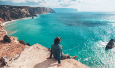 L’envie de découvrir le monde en solitaire séduit de plus en plus de voyageurs crédit photo : Shutterstock