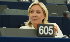 Marine Le Pen refuserait de rendre 300.000 euros au parlement européen