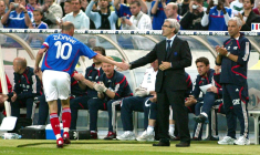 Raymond Domenech emballé par le choix Zidane à la tête des Bleus