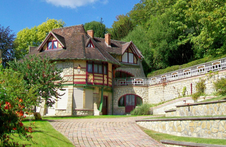 Le Castel Val. (Crédit photo: P.poschadel - Wikimedia commons)